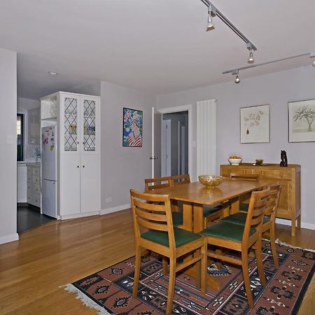 Riverside Villa - In The City By The River! Нелсън Екстериор снимка