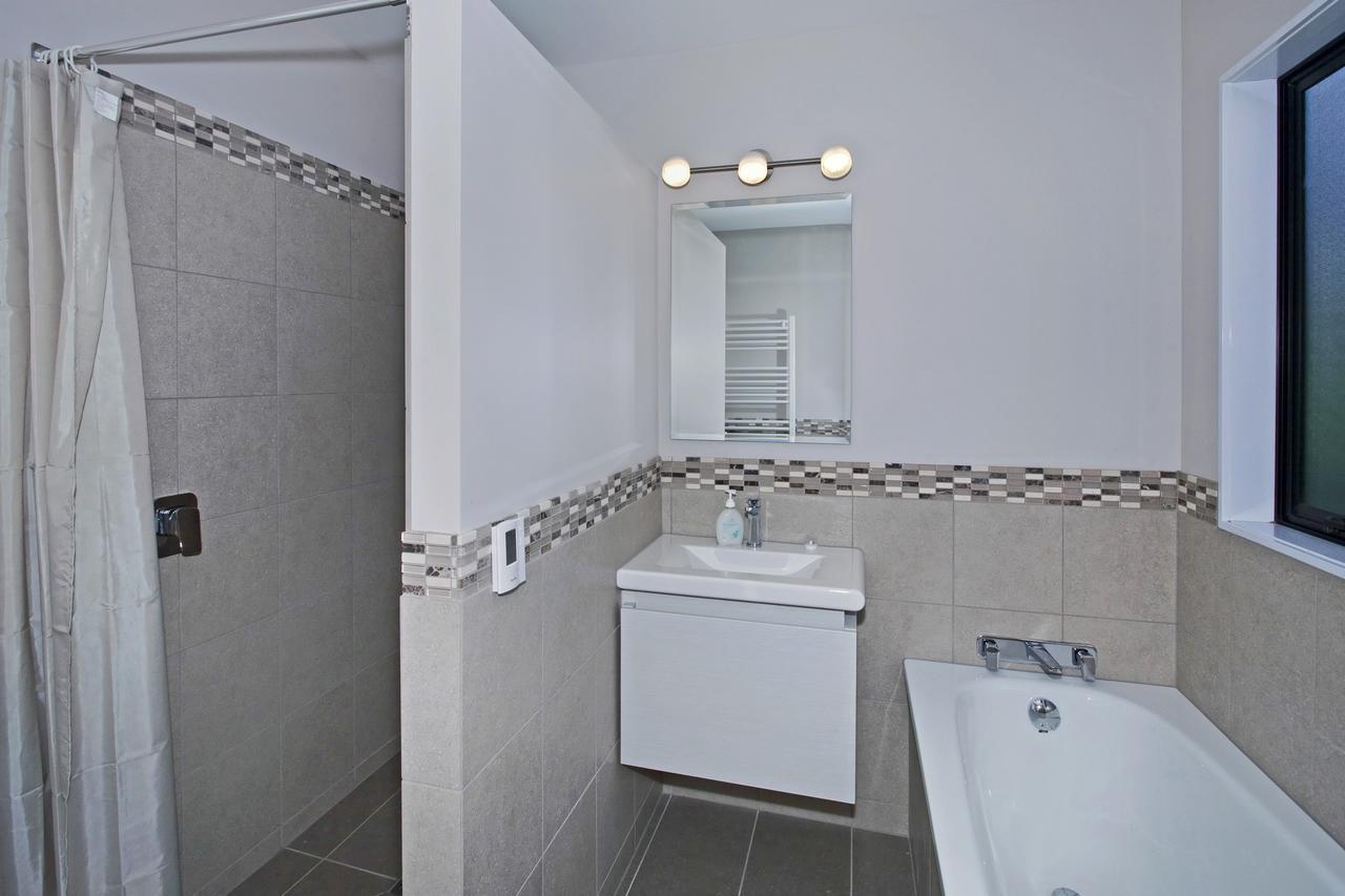 Riverside Villa - In The City By The River! Нелсън Екстериор снимка