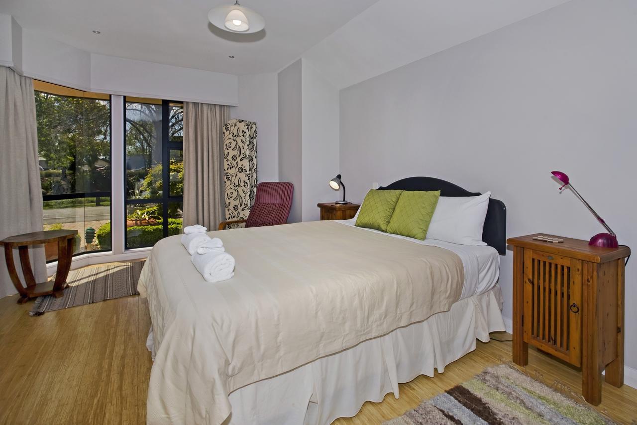 Riverside Villa - In The City By The River! Нелсън Екстериор снимка